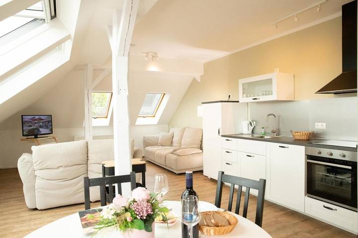 Ferienwohnung für 5 Personen, mit Terrasse und Garten sowie Sauna und Ausblick in Güstrow - 2