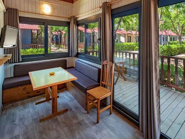 Camping für 6 Personen, mit Terrasse in Katalonien - 2