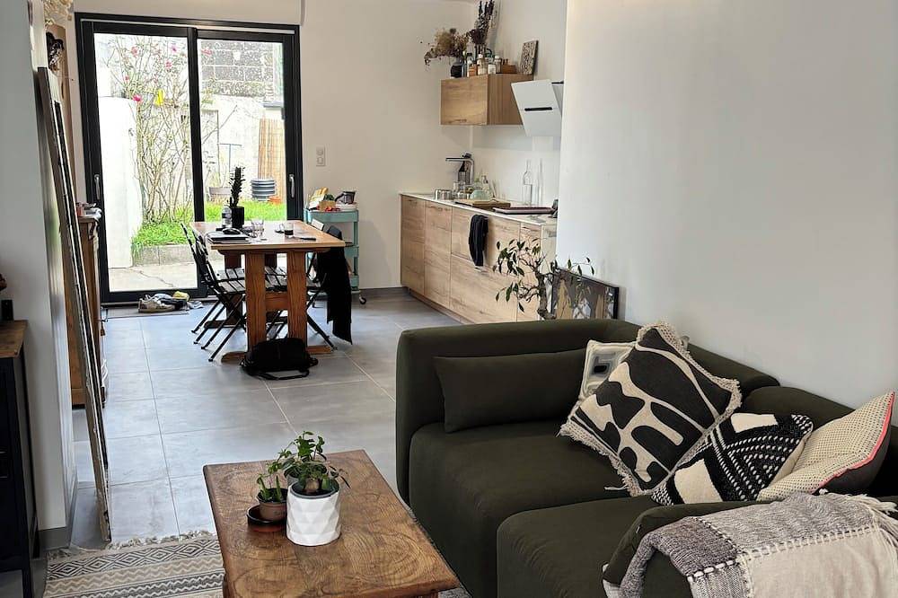 Cosy room in shared residence  in Saint-Sébastien-sur-Loire, Nantes e dintorni