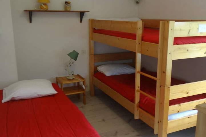 Location de vacances pour 7 personnes, avec jardin et balcon, animaux acceptés dans Sainte Marie de Campan - 3