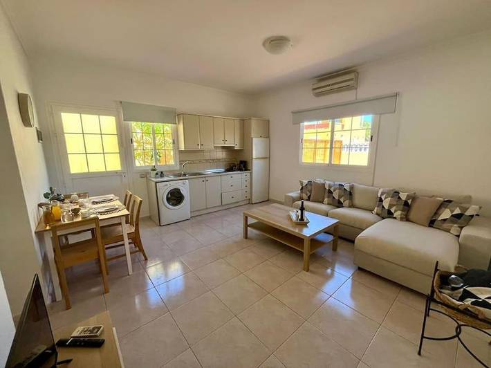 Apartamento de vacaciones para 2 personas, con terraza y jardín - 1