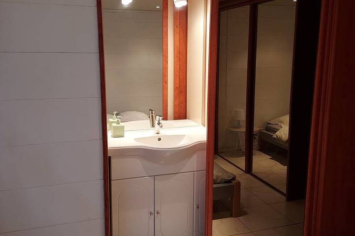 Gîte pour 2 personnes, avec jardin ainsi que jacuzzi et terrasse à Saint-Orens-de-Gameville - 4