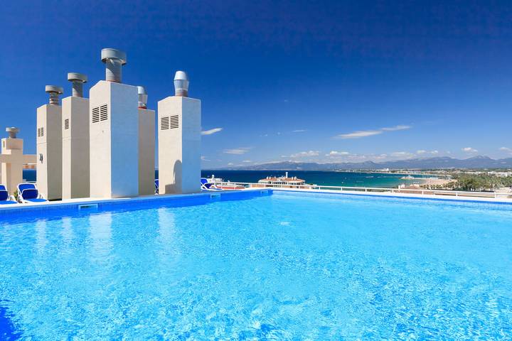 Appartement de vacances pour 4 personnes, avec piscine et terrasse, animaux acceptés à Salou