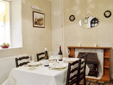 Cottage for 4 People in Llandeilo, Carmarthenshire, Photo 4