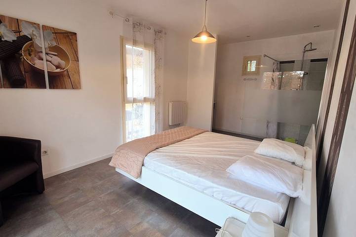 Location de vacances pour 13 personnes, avec jardin à Orliaguet - 3