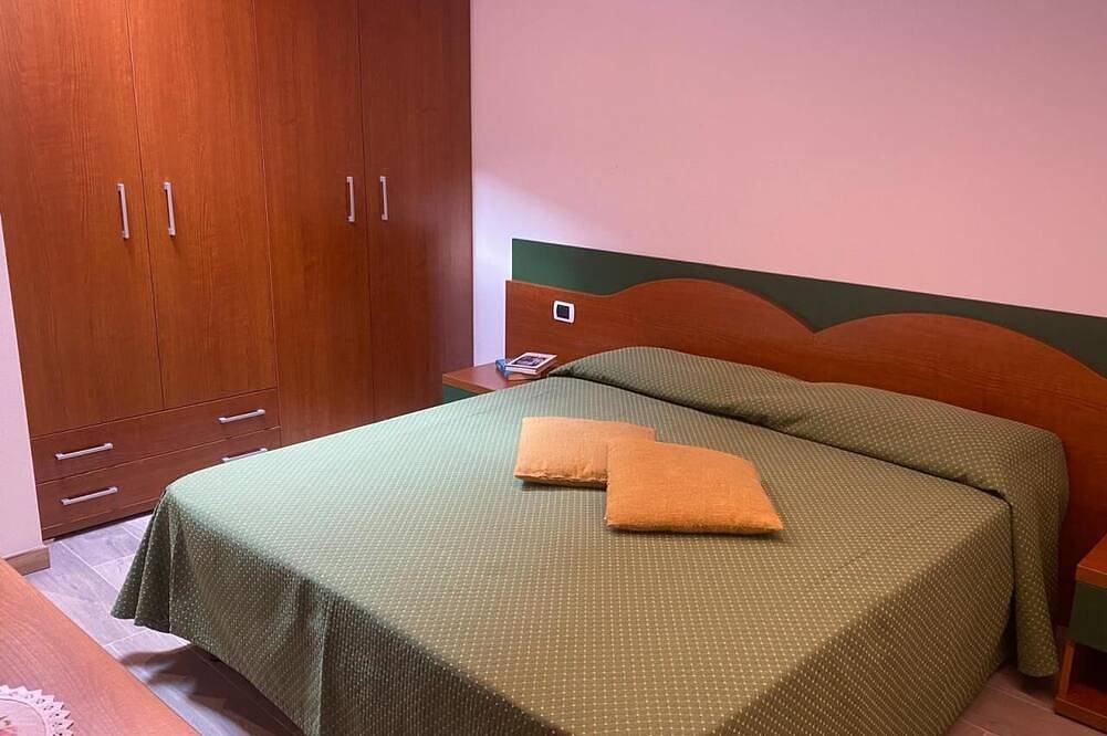 Hel lejlighed, Residence Villa Gianna Three-room attic apartment with lake view for 4 people in Limone sul Garda, Garda-Fjellene