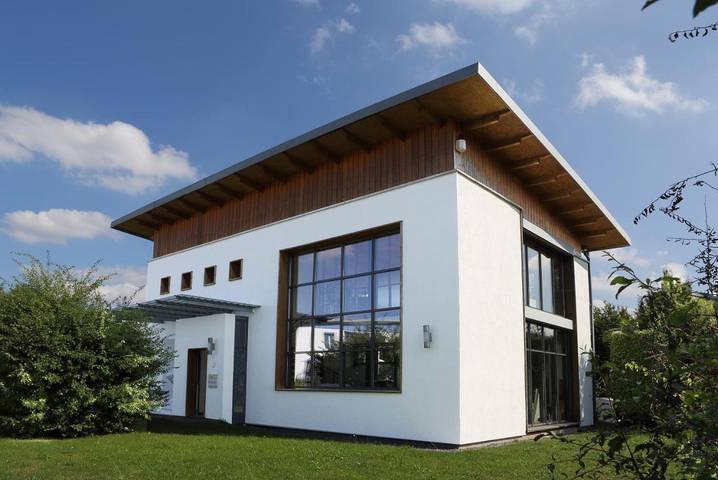 Ferienwohnung für 2 Personen, mit Balkon und Terrasse sowie Garten und Sauna in Detmold