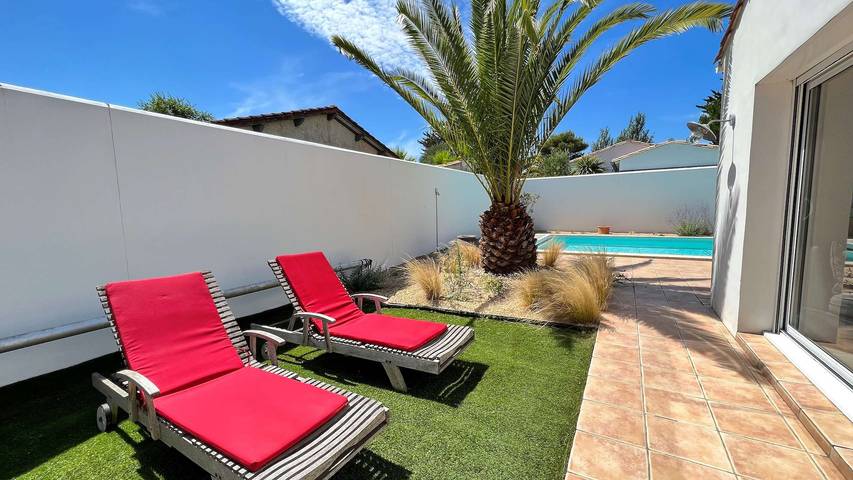 Gîte pour 8 personnes, avec jardin et piscine dans Plage Du Gros Jonc Le Bois Plage En Re - 2