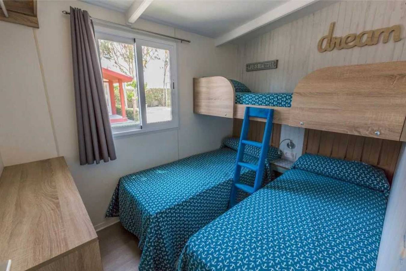 Camping 5 étoiles - Parc aquatique - ccahhad in Guardamar del Segura, Costa Blanca