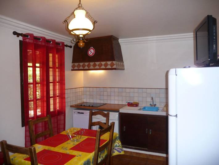 Gîte pour 2 personnes, avec jardin à Vidauban - 3