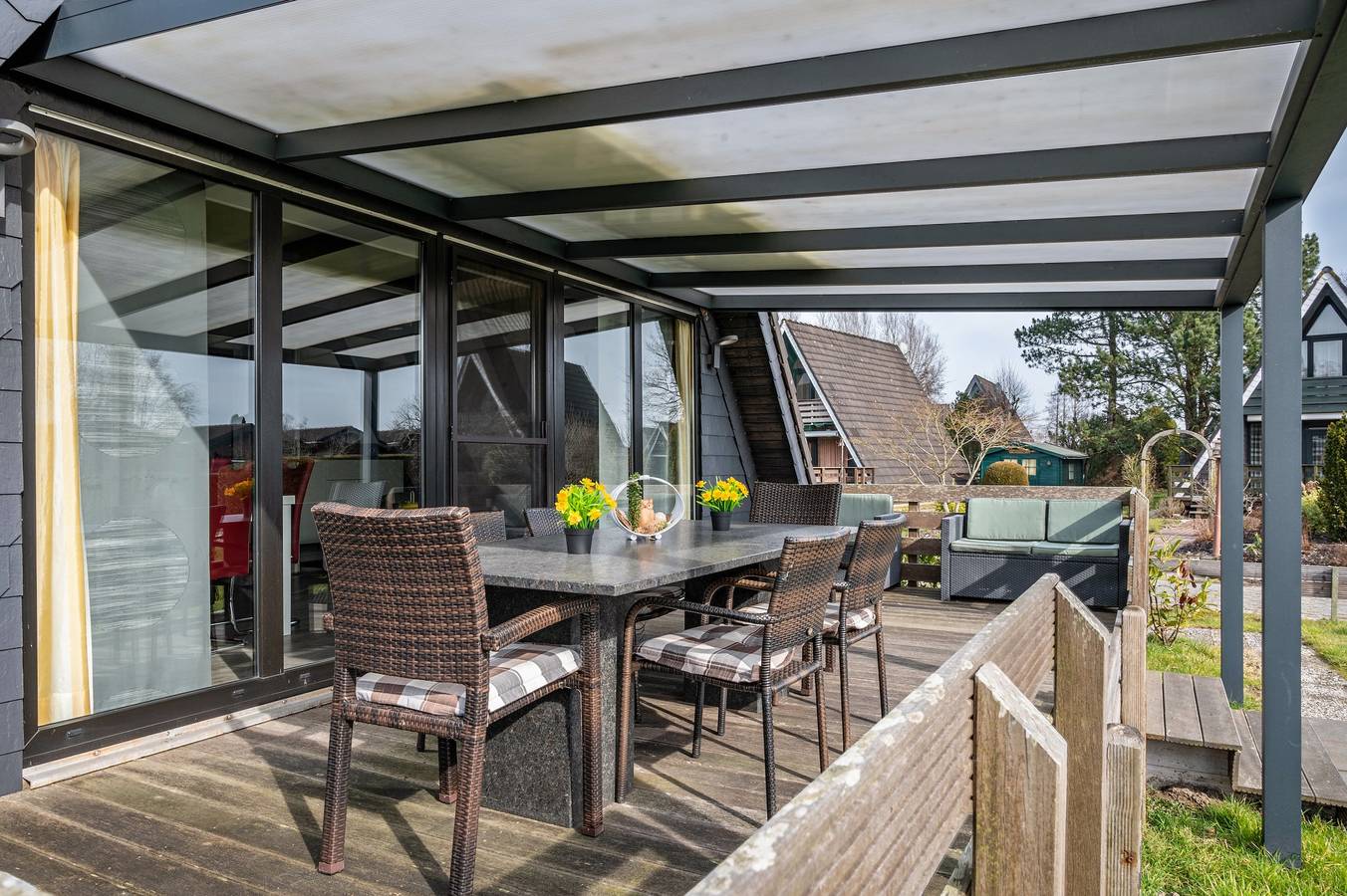 Ferienhaus 'Sonnenschein' mit privater Terrasse, privatem Garten und Wi-Fi in Fedderwardersiel, Butjadingen