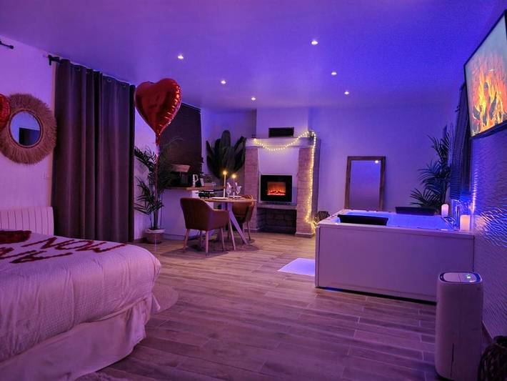 Maison d’hôte pour 2 personnes, avec Jacuzzi et Terrasse ainsi que Jardin et Vue à Eaubonne