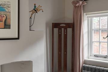 Log Cabin for 3 People in Surrey Hills, South East England, Photo 3