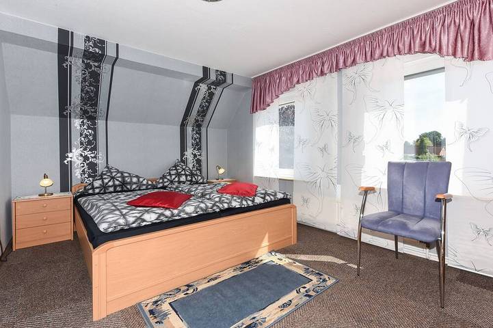 Ferienwohnung für 4 Personen, mit Garten in Nenndorf - 2