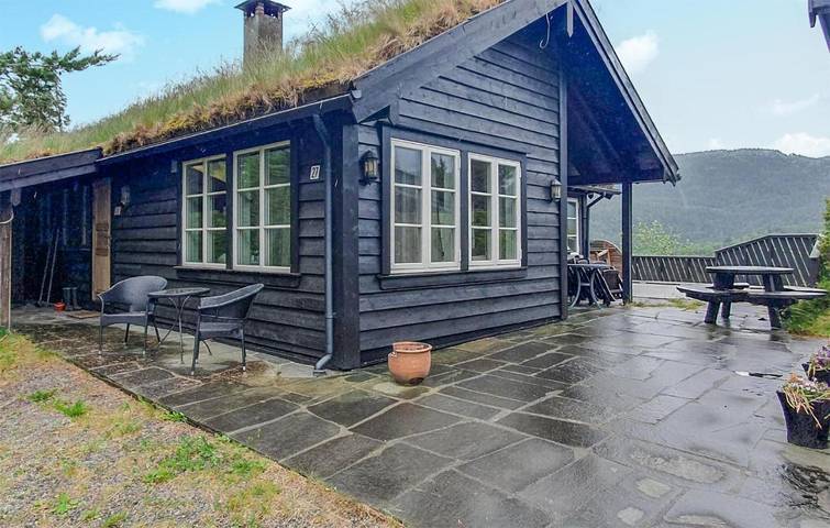 Ferienhaus für 10 Personen, mit Pool und Garten auf Tysnes