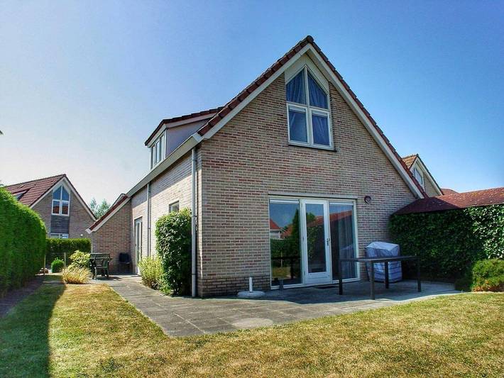 Bungalow voor 6 personen, met terras en tuin, kindvriendelijk in Zeeuws-Vlaanderen