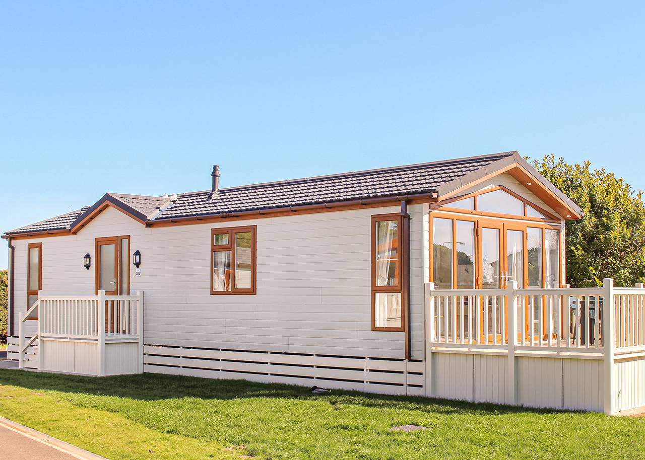 Platinum Cabin with Hot Tub in Hunstanton, Norfolk Coast