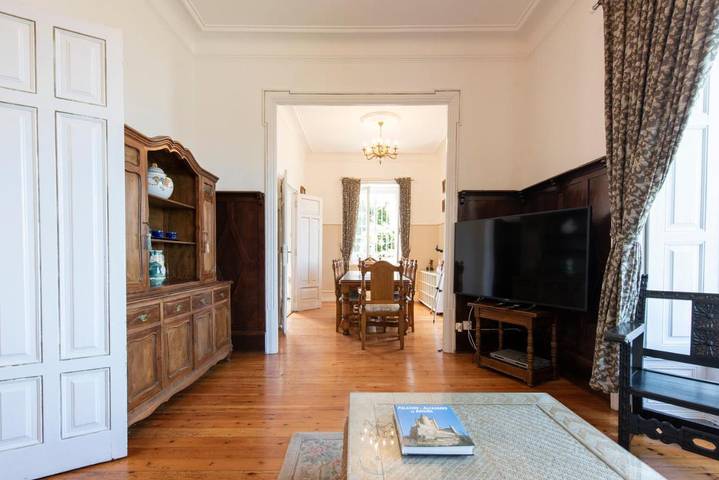 Chalet para 14 personas, con jardín y vistas además de vistas al lago y piscina en Comarca de Vigo - 4