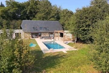Cottage pour 12 personnes, avec terrasse et jardin à La Lande-Saint-Léger