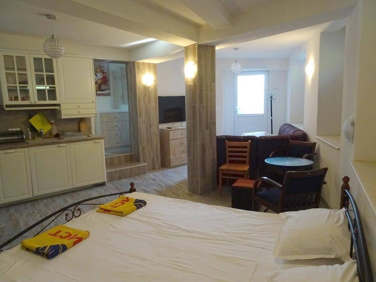 Ganze Wohnung, Studio Apartment in Varna, Oblast Varna