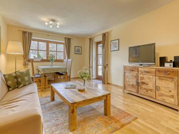 Ferienwohnung für 4 Personen, mit Garten und Terrasse sowie Sauna in Spiegelau