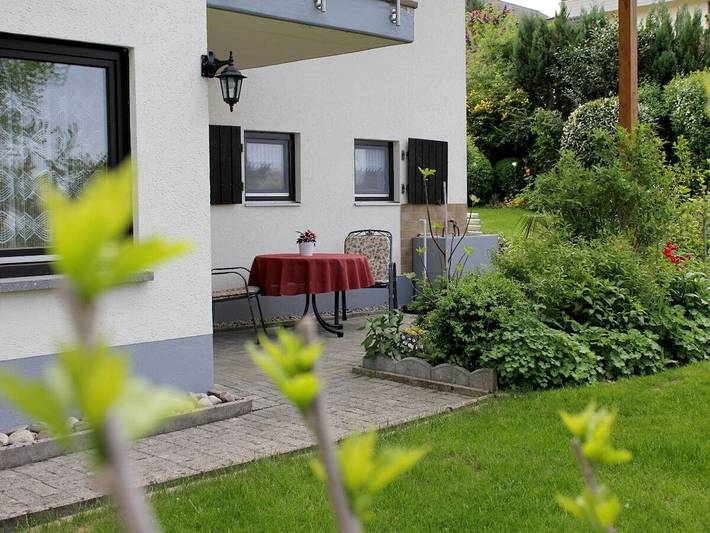 Ferienhaus für 3 Personen, mit Terrasse und Garten in Schliengen - 2