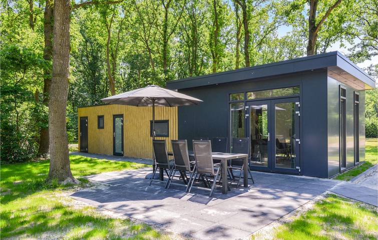 Ferienhaus für 6 Personen, mit Terrasse und Pool sowie Ausblick, mit Haustier - 1