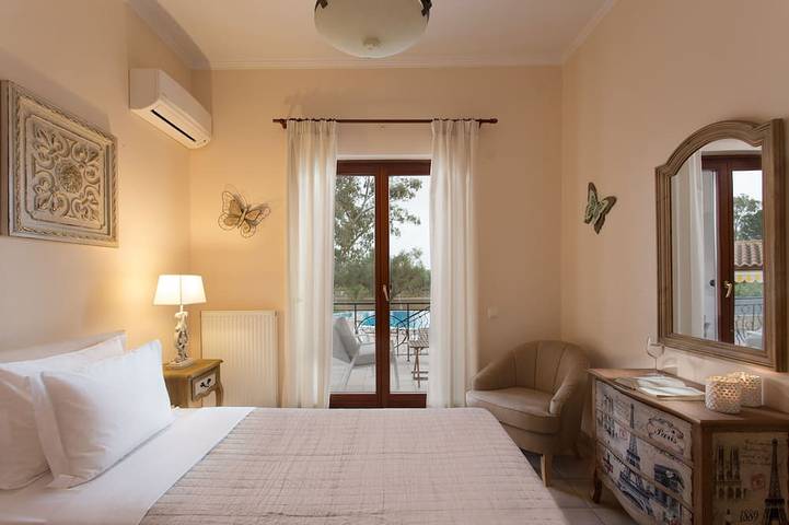Villa de lujo con piscina privada, pista de tenis y viñedos | Villa Anastasia in Zante