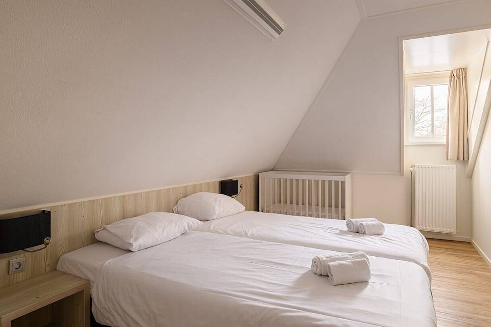 Luxe house with kids facilities - 6 bedrooms / 3 bathrooms in Maastricht, Hoge Kempen
