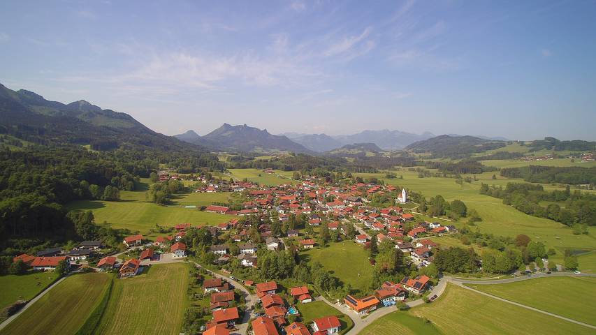 Ganze Ferienwohnung, Samerbergzeit - Ferienwohnung mit Bergblick und 2 separaten Schlafzimmern in Samerberg, Bayerische Alpen