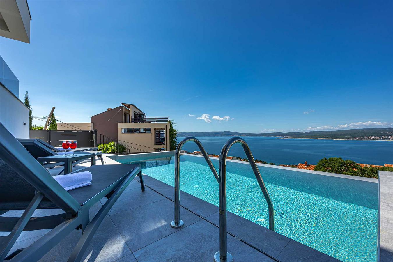 Villa für 8 Personen mit Ausblick in Crikvenica, Primorje-Gorski Kotar