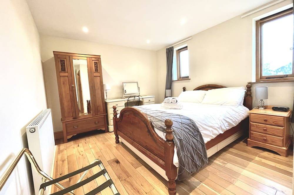 Hollow Brook grown ups escape peace and quiet in Eyam, Derbyshire