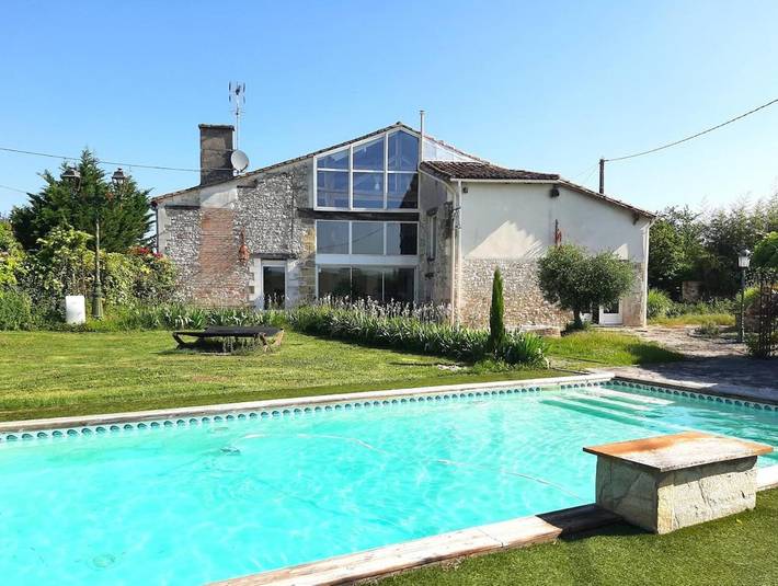 Location de vacances pour 6 personnes, avec Piscine et Vue à Mauvezin-sur-Gupie