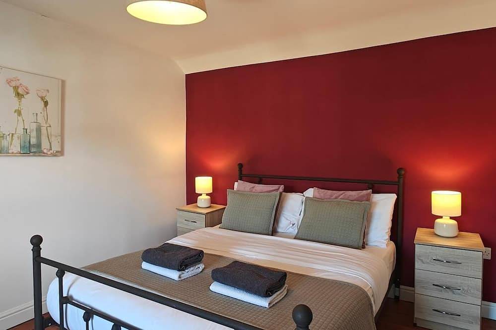 3 Bed in Aberaeron in Aberaeron, Cardigan Bay