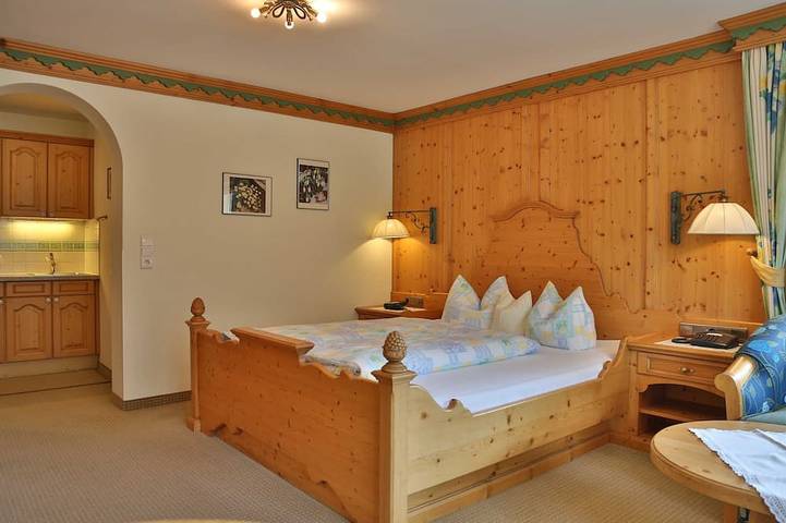 Ferienwohnung für 2 Personen, mit Balkon in Grän - 2