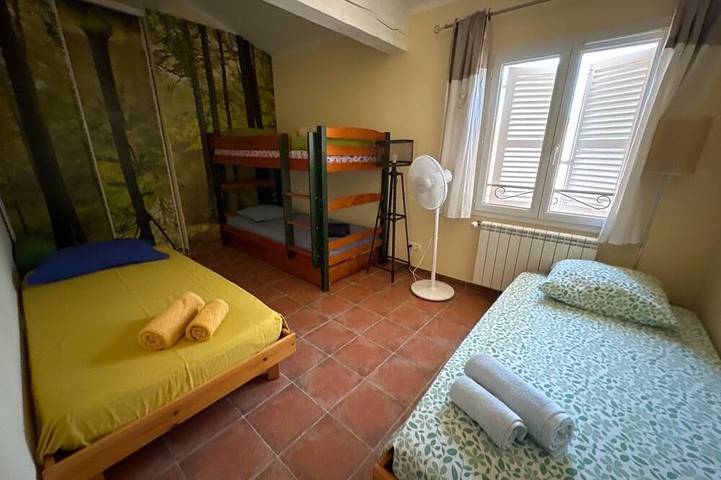 Maison chaleureuse de 5 chambres située en Provence idéale pour les familles in Brue-Auriac, Région de Brignoles