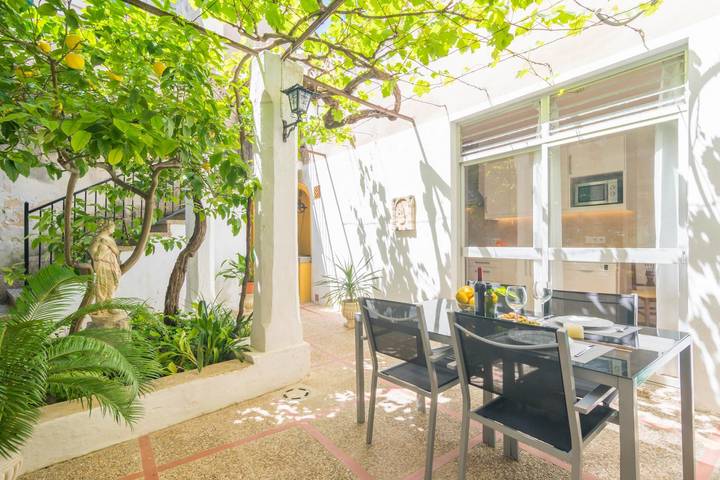 Ca Sa Tia Bel - Ferienhaus mit Terrasse in Alcudia. WiFi gratis in Alcudia Altstadt, Alcúdia