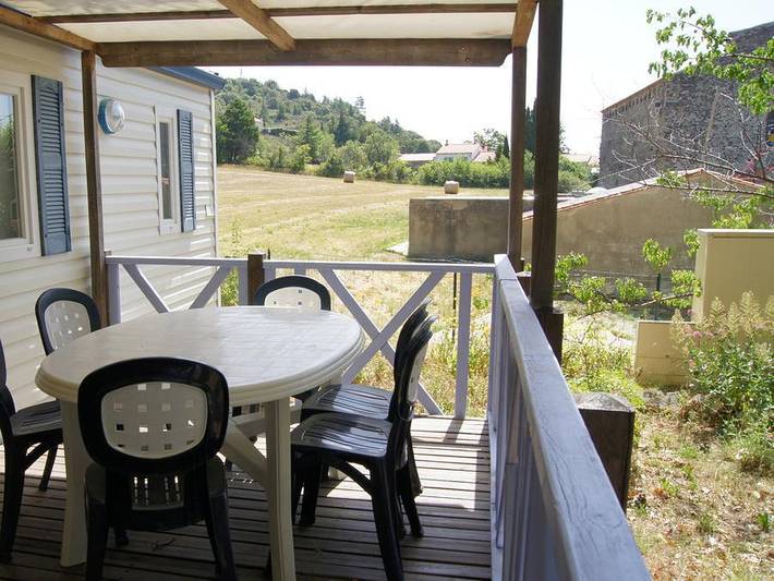 Camping La Source - Mobilheim 6 personen - Agaric „Baby-Special“ – 6 Personen – 2 Schlafzimmer – „Babybett, Buggy und Sitzerhöhung“ in Sournia, Regionaler Naturpark Corbières-Fenouillèdes