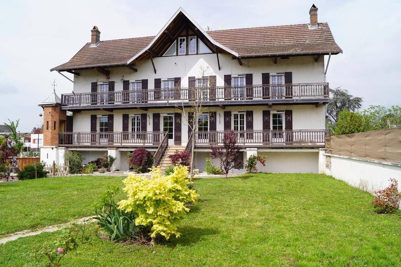 Renaissance in Saint-Germain-du-Plain, Région de Chalon-sur-Saône