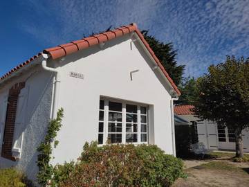 Location de vacances pour 12 personnes, avec terrasse à Saint-Jean-de-Monts