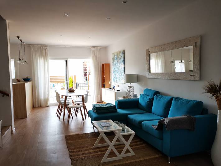 Location de vacances pour 8 personnes, avec balcon dans San Juan De Palamos