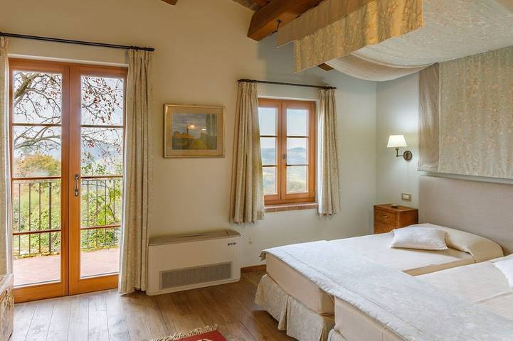 La Tana del Ghiro 18, Emma Villas in Roncofreddo, Provincia di Forlì-Cesena