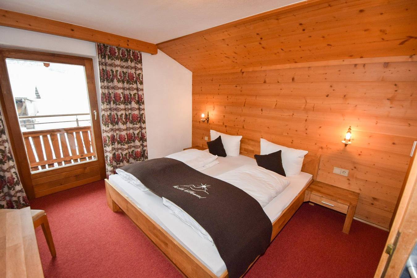 Ganze Ferienwohnung, Ferienhaus Wachterhof 2.Og in Tuxer Alpen, Aschau im Zillertal