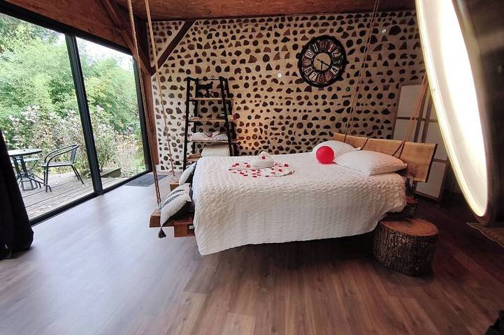 Location de vacances pour 2 personnes, avec jacuzzi et jardin à Lindry - 4