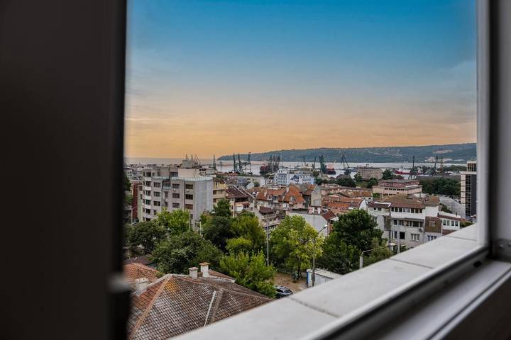 Ferienwohnung für 4 Personen, mit Ausblick und Balkon in Varna - 4