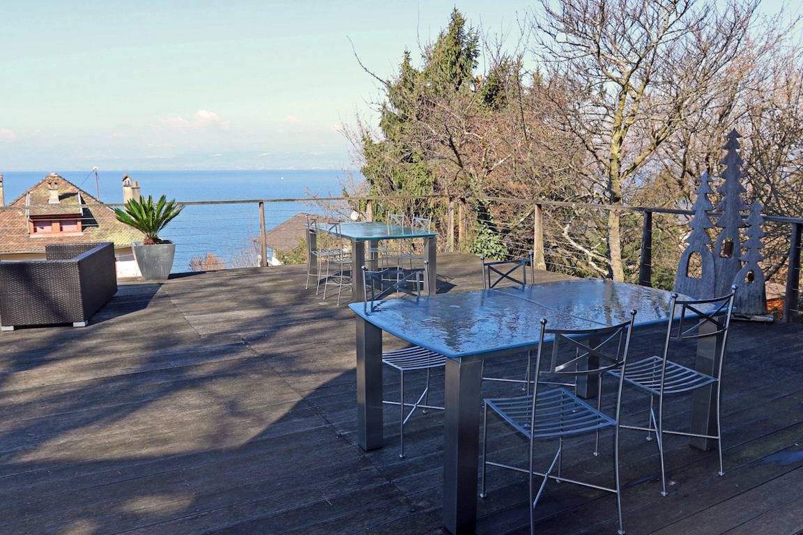 Appartement entier, Gîte Les Terrasses : vue lac à 180° in Thonon-les-Bains, Région de Thonon-les-Bains