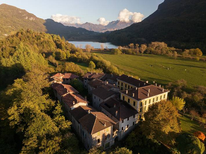 Ferienanlage für 5 Personen, mit Garten und Seeblick am Luganersee
