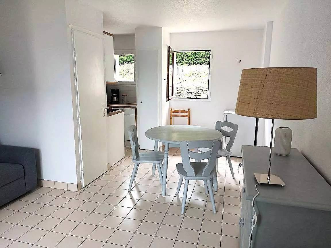 Maisonnette 3 pièces 4 personnes à 200 m de la plage Wifi, jardin clos, parking privé in Sarzeau, Côte des Mégalithes