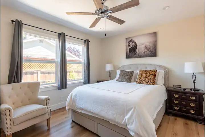 Vacation rental for 3 people, with terrace in Redwood City