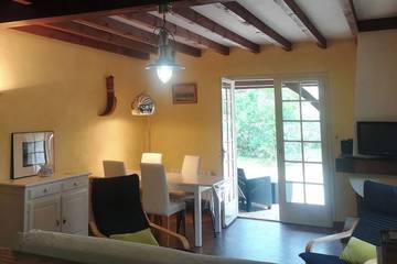 Cottage pour 8 personnes, avec jardin, animaux acceptés dans Plage des Estagnots